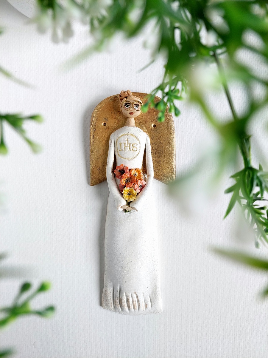 Wisząca figurka Anioł komunijny dla dziewczynki