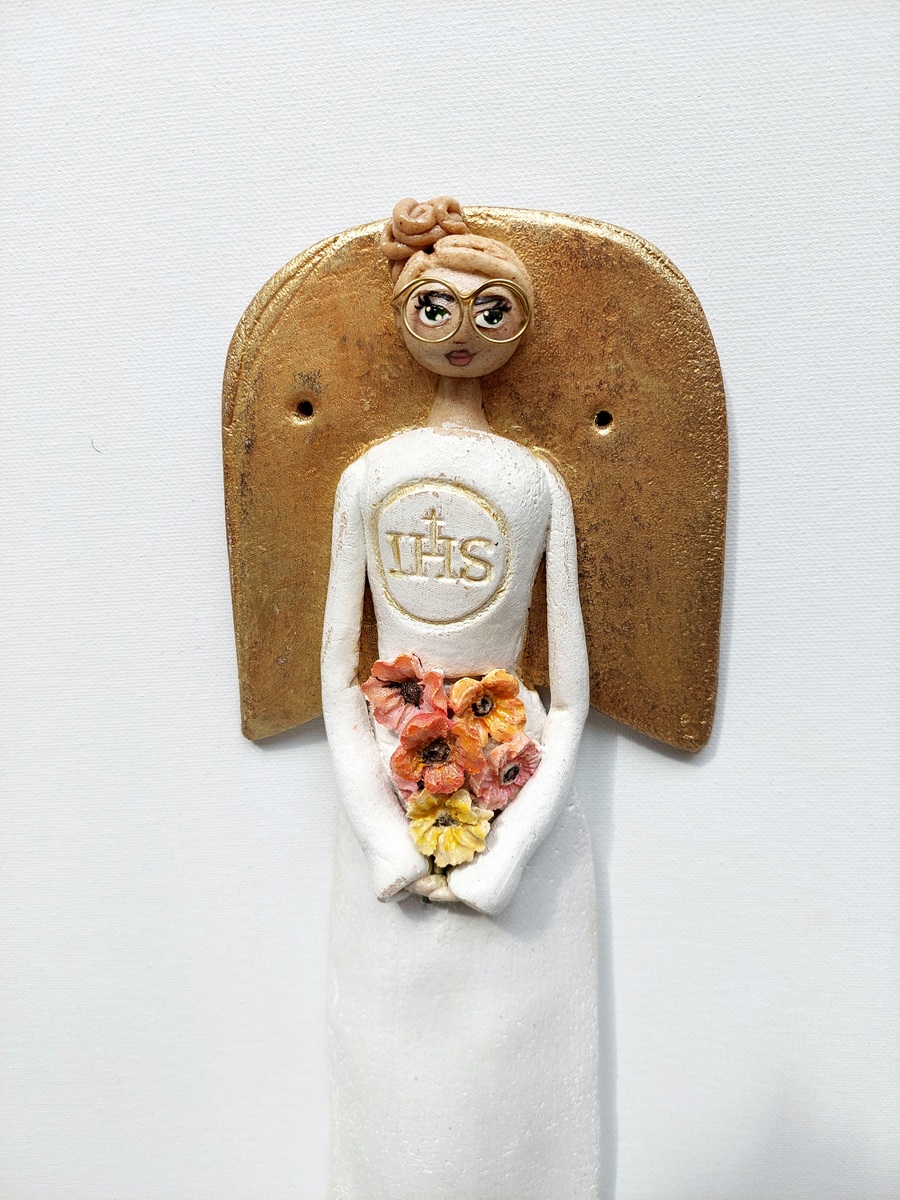 Wisząca figurka Anioł komunijny dla dziewczynki